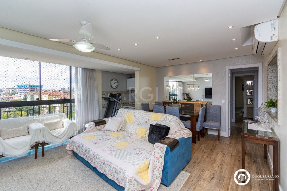 Apartamento à venda com 3 quartos, 94m² - Foto 1