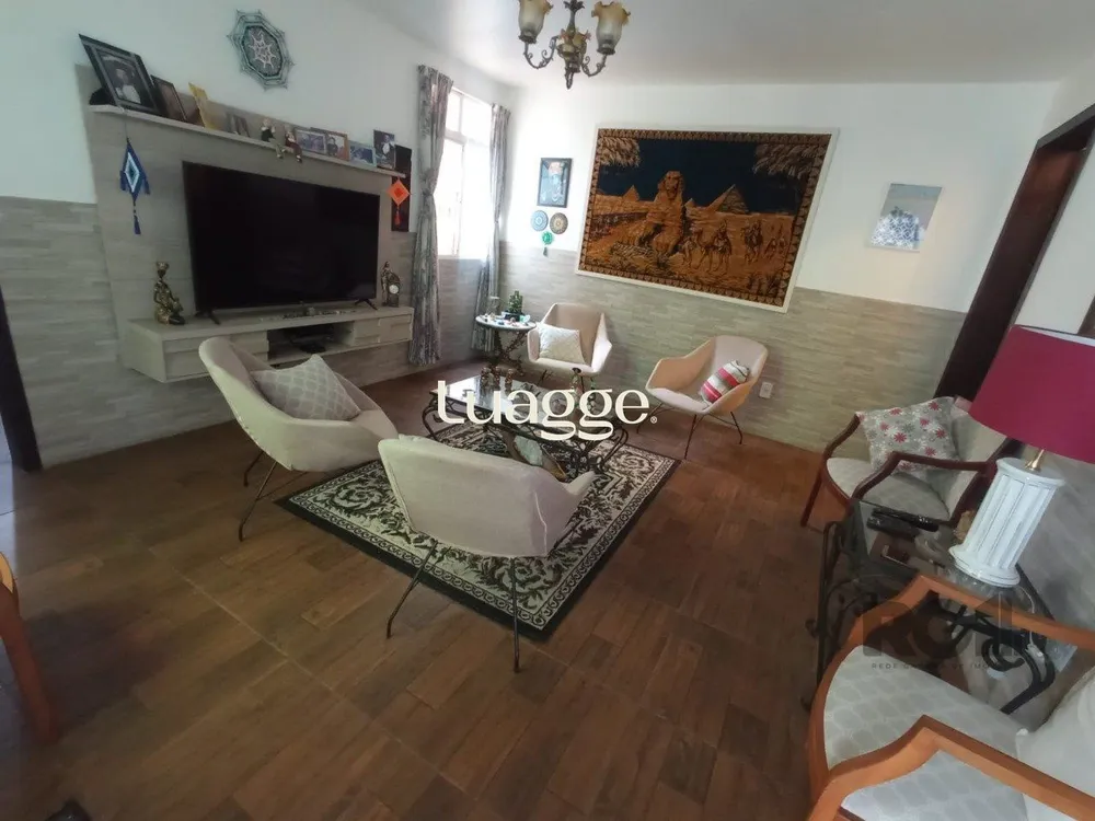 Casa, 3 quartos, 273 m² - Foto 1
