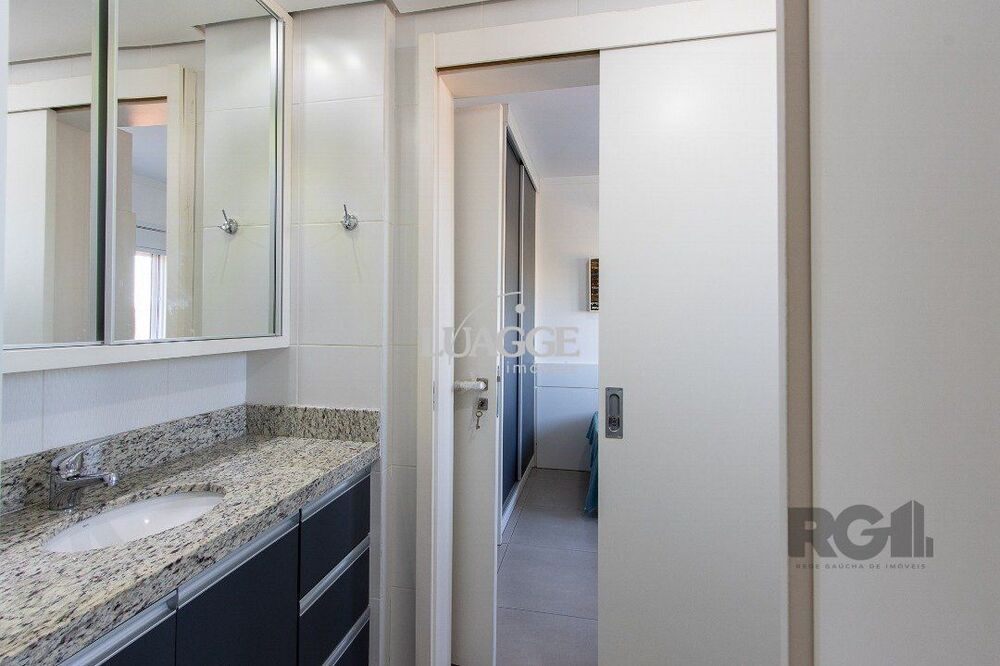 Apartamento à venda com 3 quartos, 108m² - Foto 2