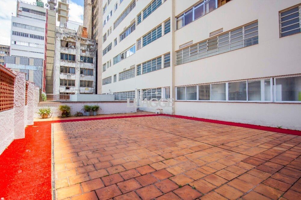 Apartamento à venda com 2 quartos, 141m² - Foto 13