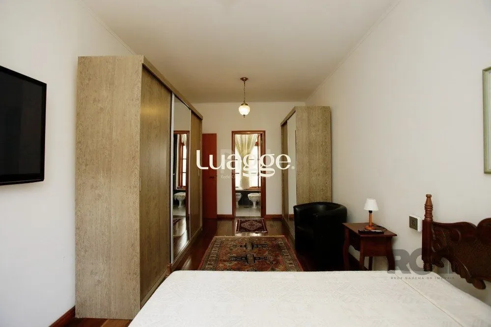 Casa, 3 quartos, 251 m² - Foto 2