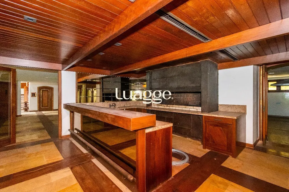 Casa, 13 quartos, 1982 m² - Foto 1
