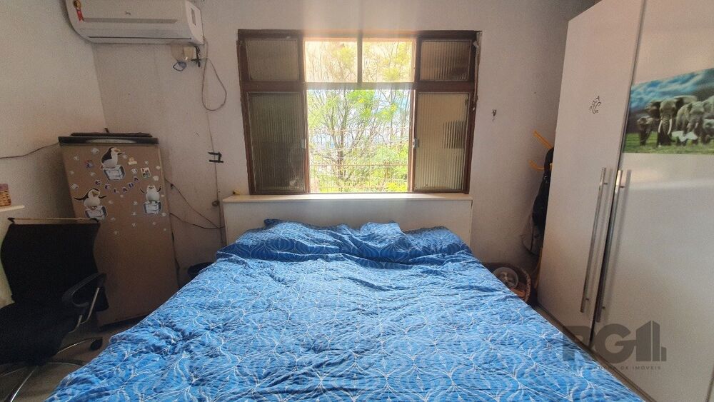 Casa à venda com 5 quartos, 199m² - Foto 2