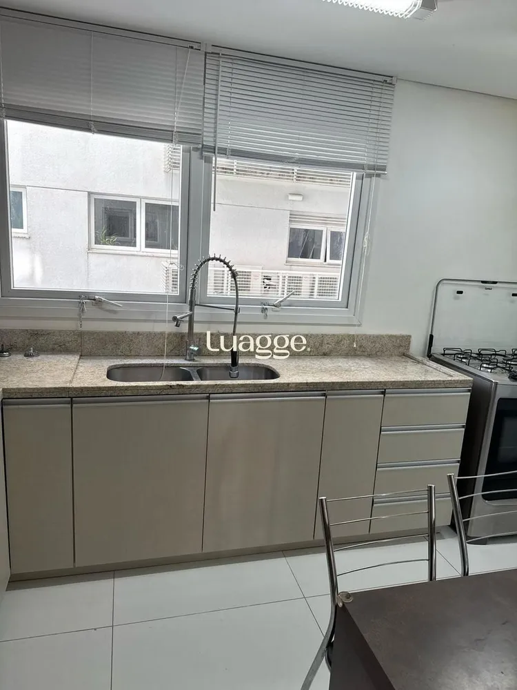 Cobertura, 3 quartos, 314 m² - Foto 2