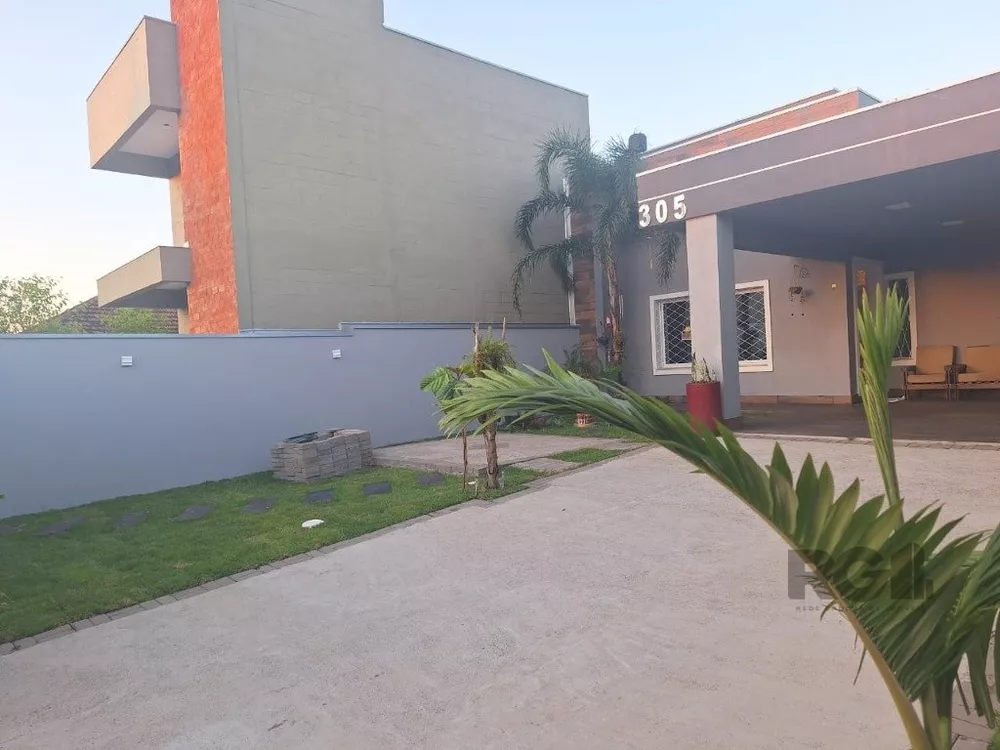 Casa à venda com 2 quartos, 162m² - Foto 1