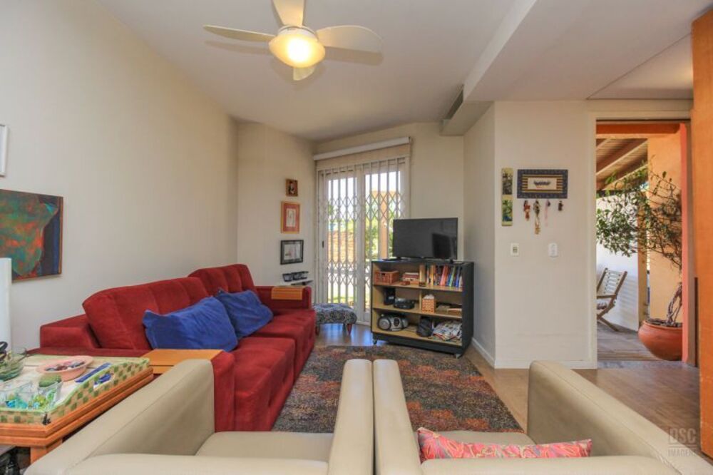 Casa à venda com 4 quartos, 116m² - Foto 3