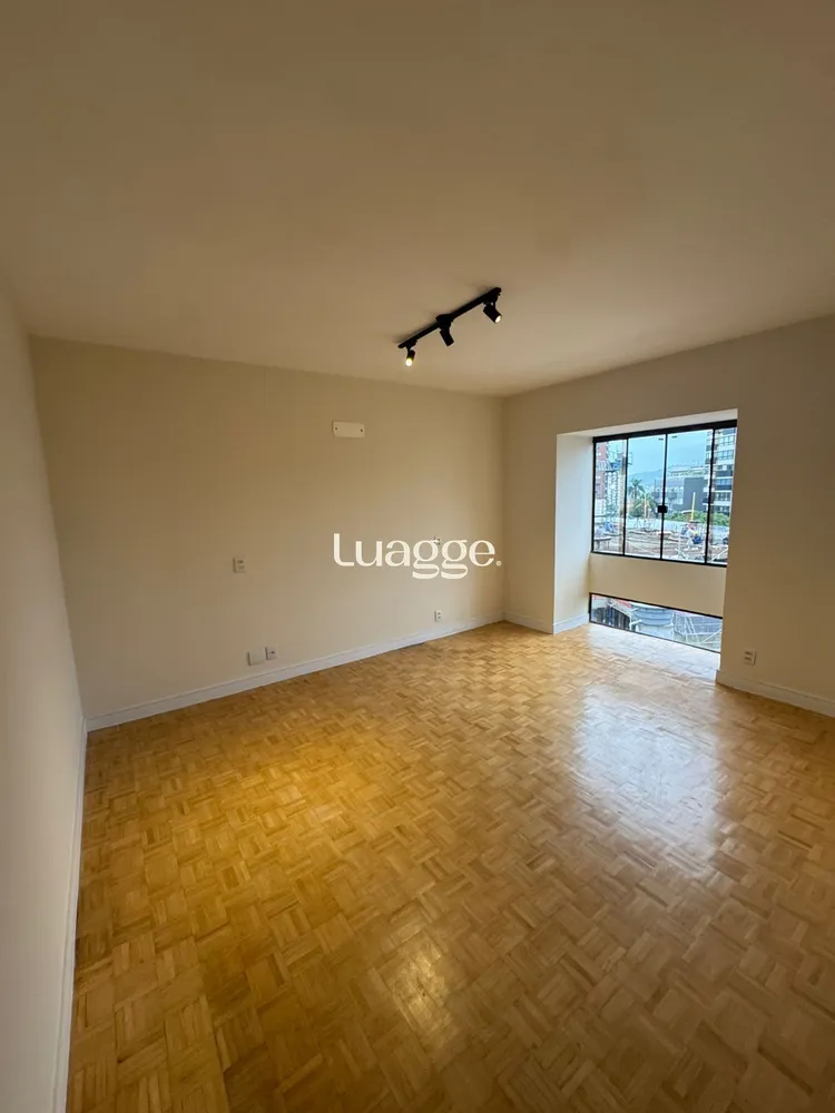 Apartamento, 3 quartos, 121 m² - Foto 1