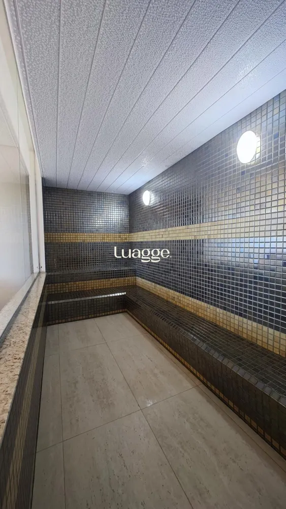 Apartamento, 3 quartos, 184 m² - Foto 1