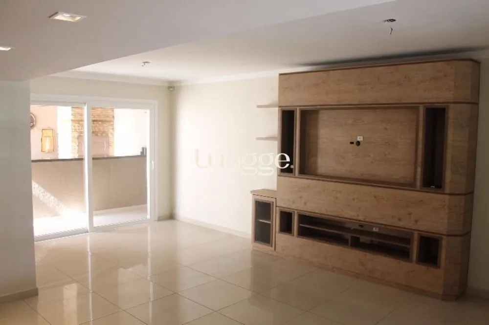 Casa, 4 quartos, 239 m² - Foto 3