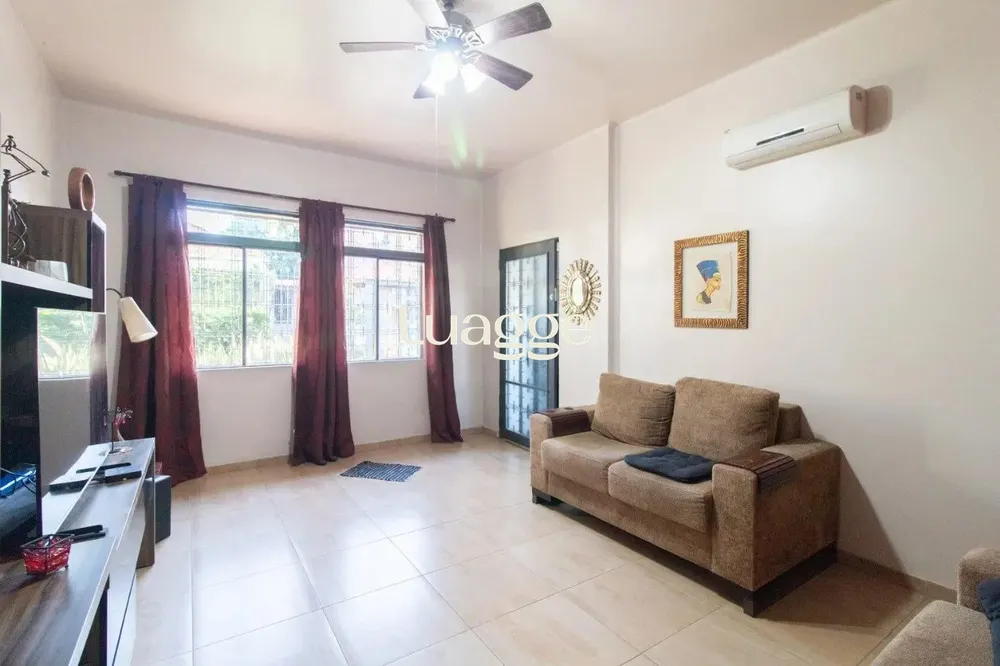 Casa, 4 quartos, 176 m² - Foto 1