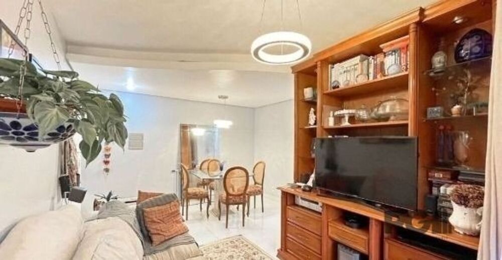 Apartamento à venda com 2 quartos, 61m² - Foto 4