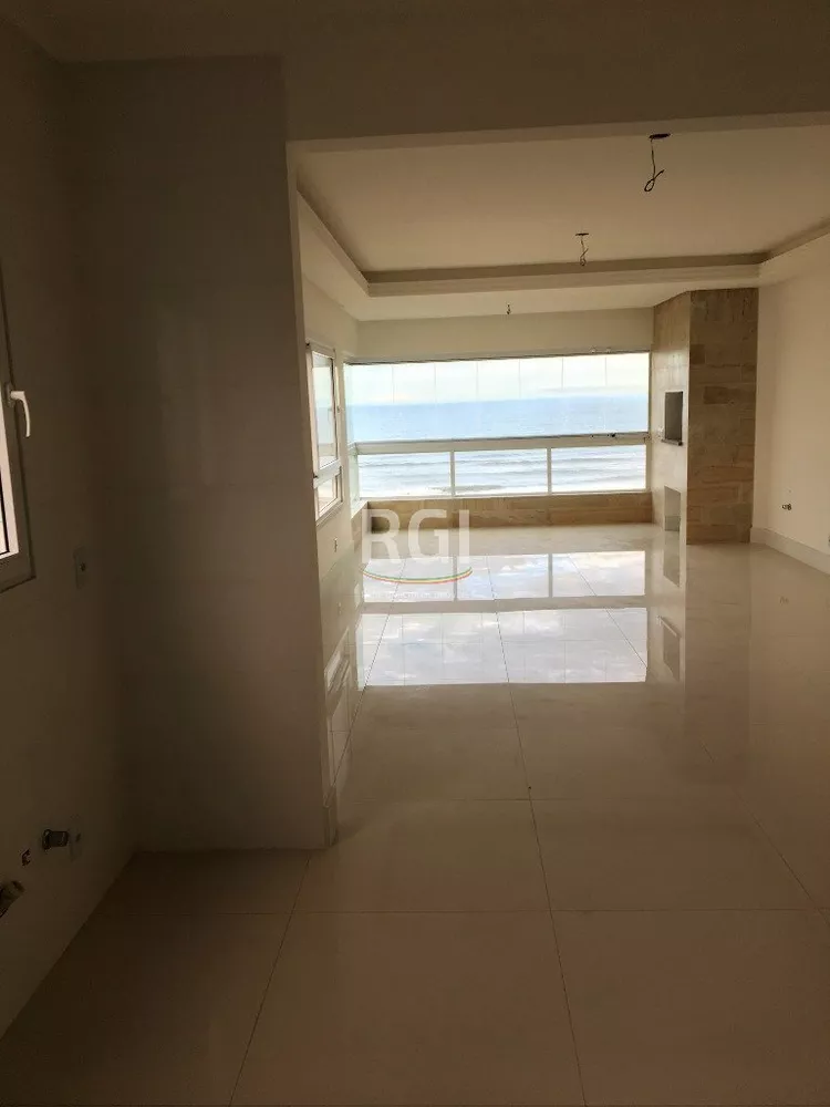 Apartamento à venda com 3 quartos, 124m² - Foto 3