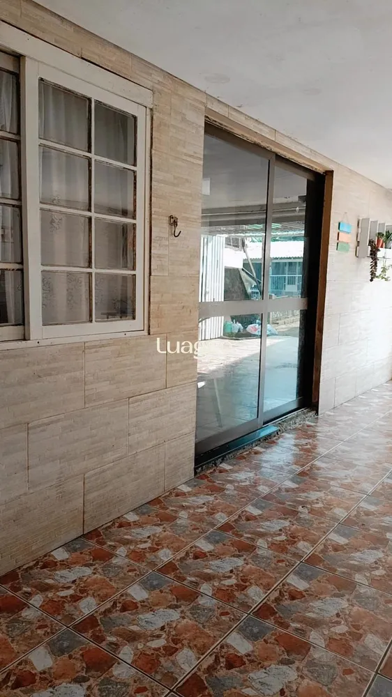 Casa, 4 quartos, 141 m² - Foto 1