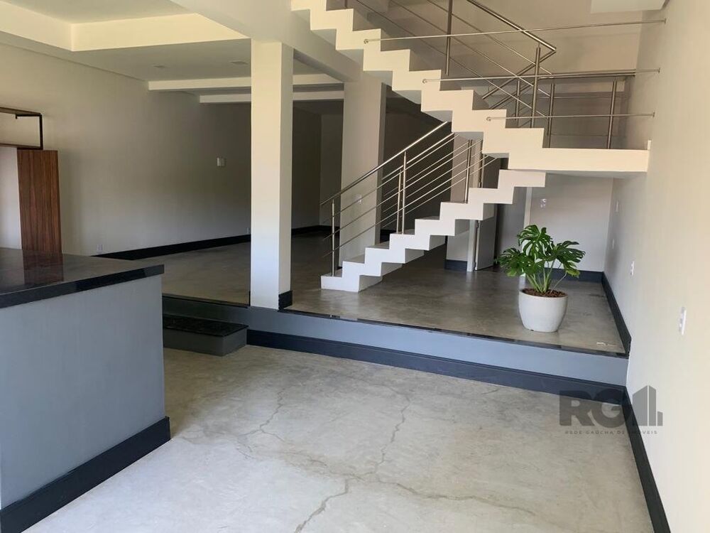 Casa à venda com 3 quartos, 231m² - Foto 3