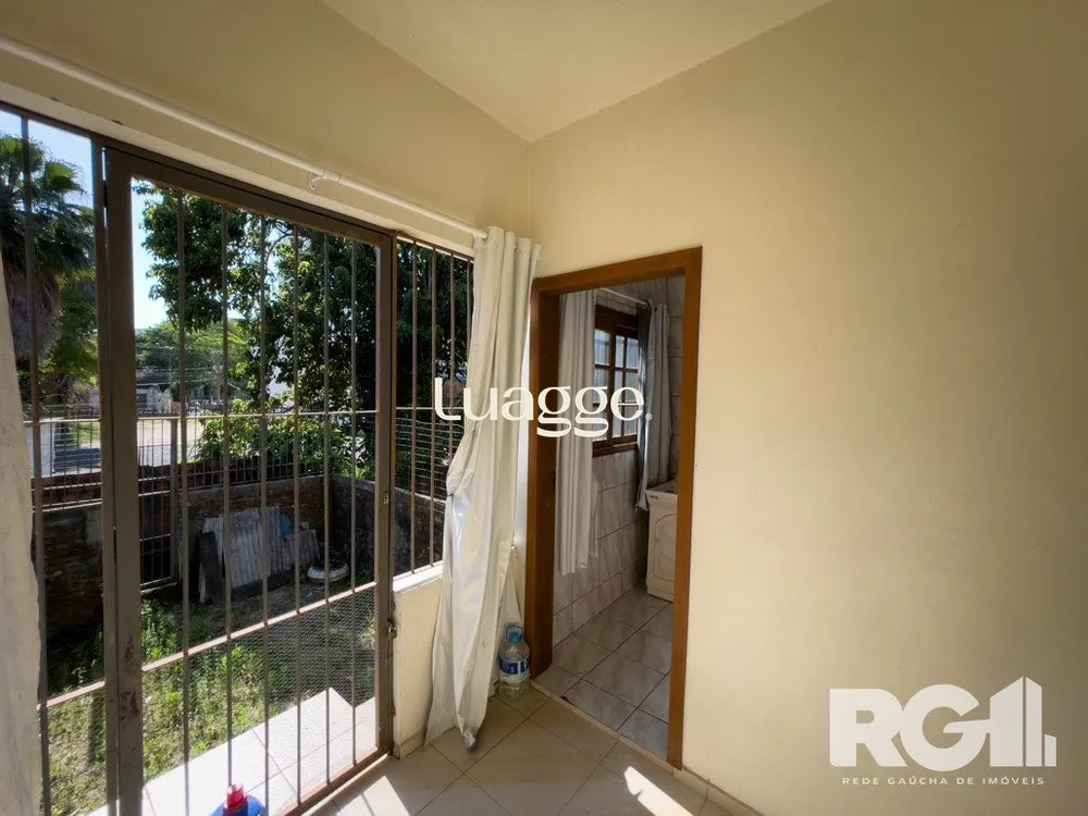 Casa, 4 quartos, 141 m² - Foto 1