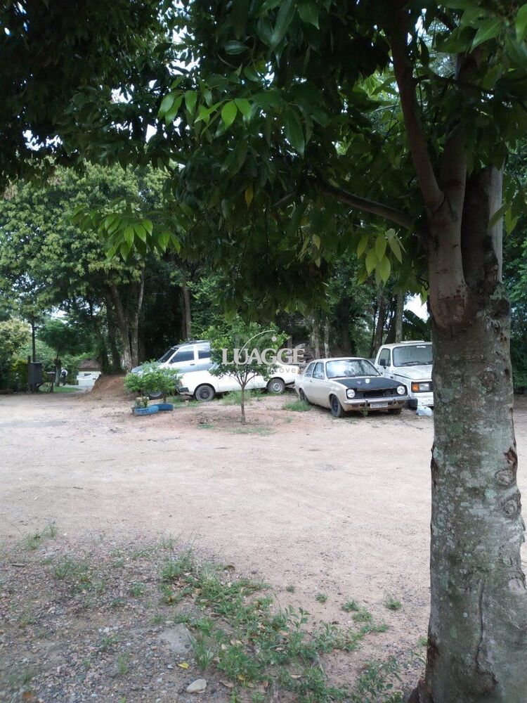 Casa à venda com 2 quartos, 81m² - Foto 4