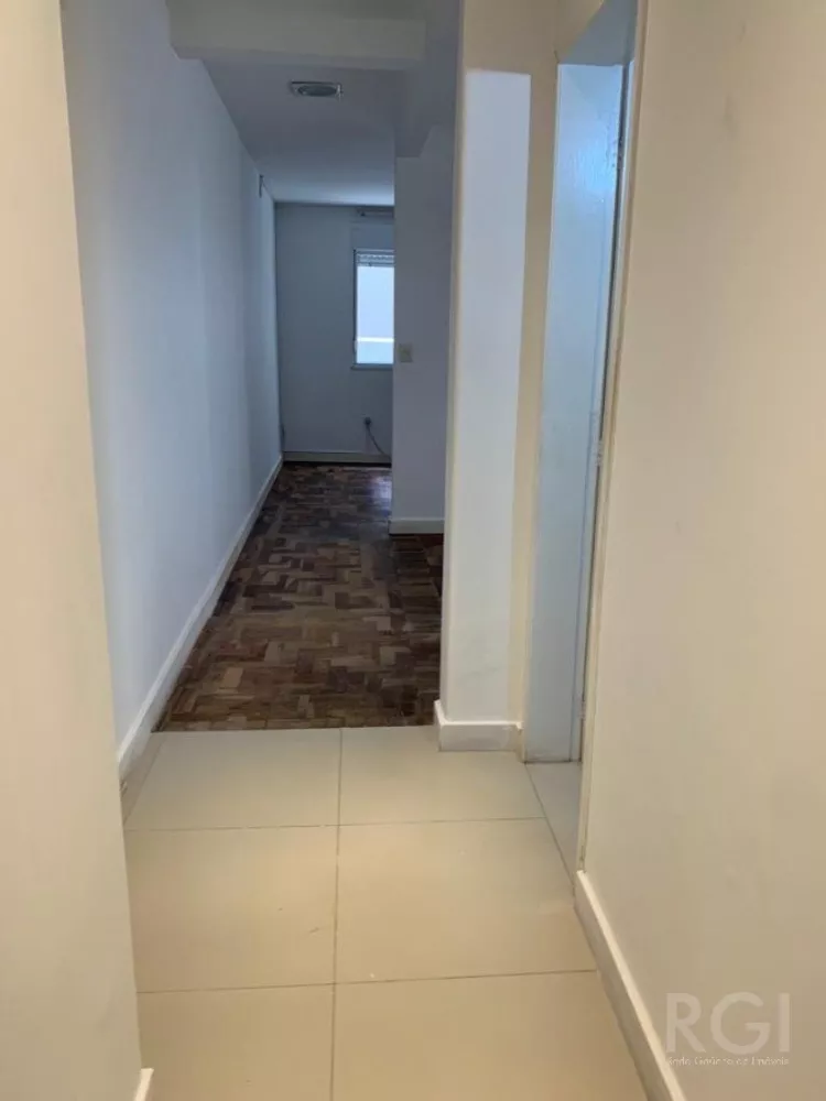 Apartamento à venda com 2 quartos, 70m² - Foto 3