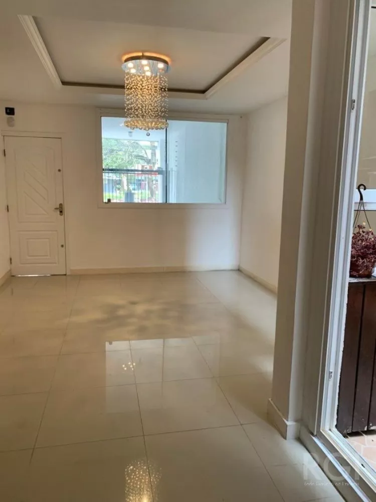 Apartamento à venda com 2 quartos, 70m² - Foto 1