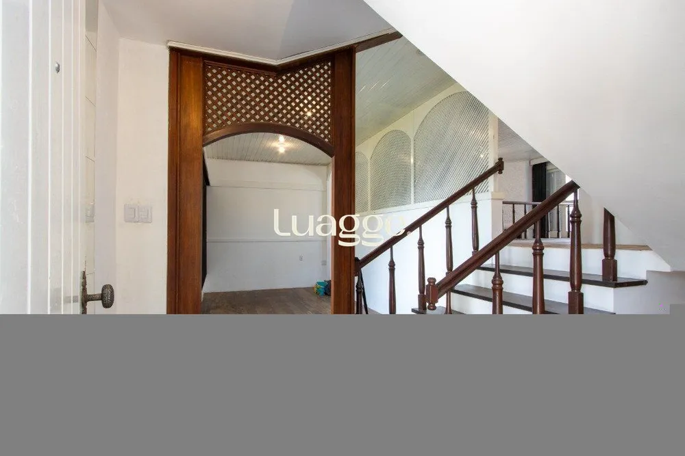 Casa, 4 quartos, 231 m² - Foto 1