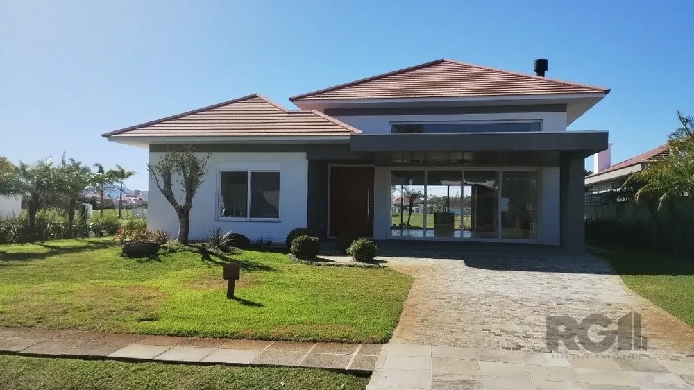 Casa de Condomínio à venda com 5 quartos, 283m² - Foto 1