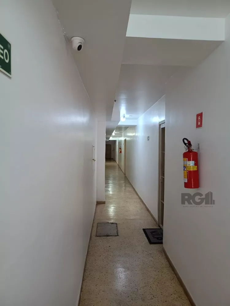 Apartamento à venda com 1 quarto, 42m² - Foto 3