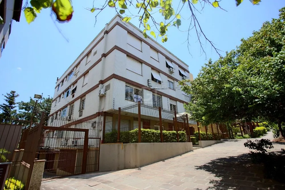 Apartamento à venda com 3 quartos, 93m² - Foto 4