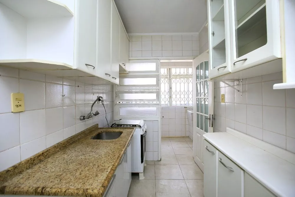 Apartamento à venda com 3 quartos, 93m² - Foto 1