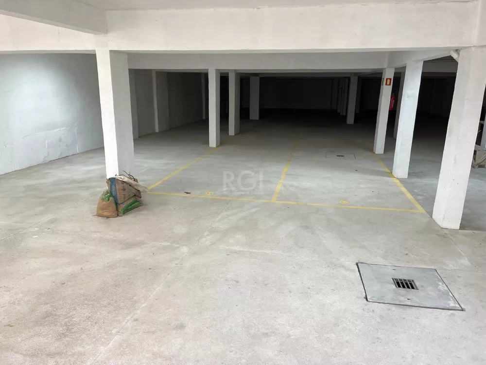 Apartamento à venda com 2 quartos, 85m² - Foto 2