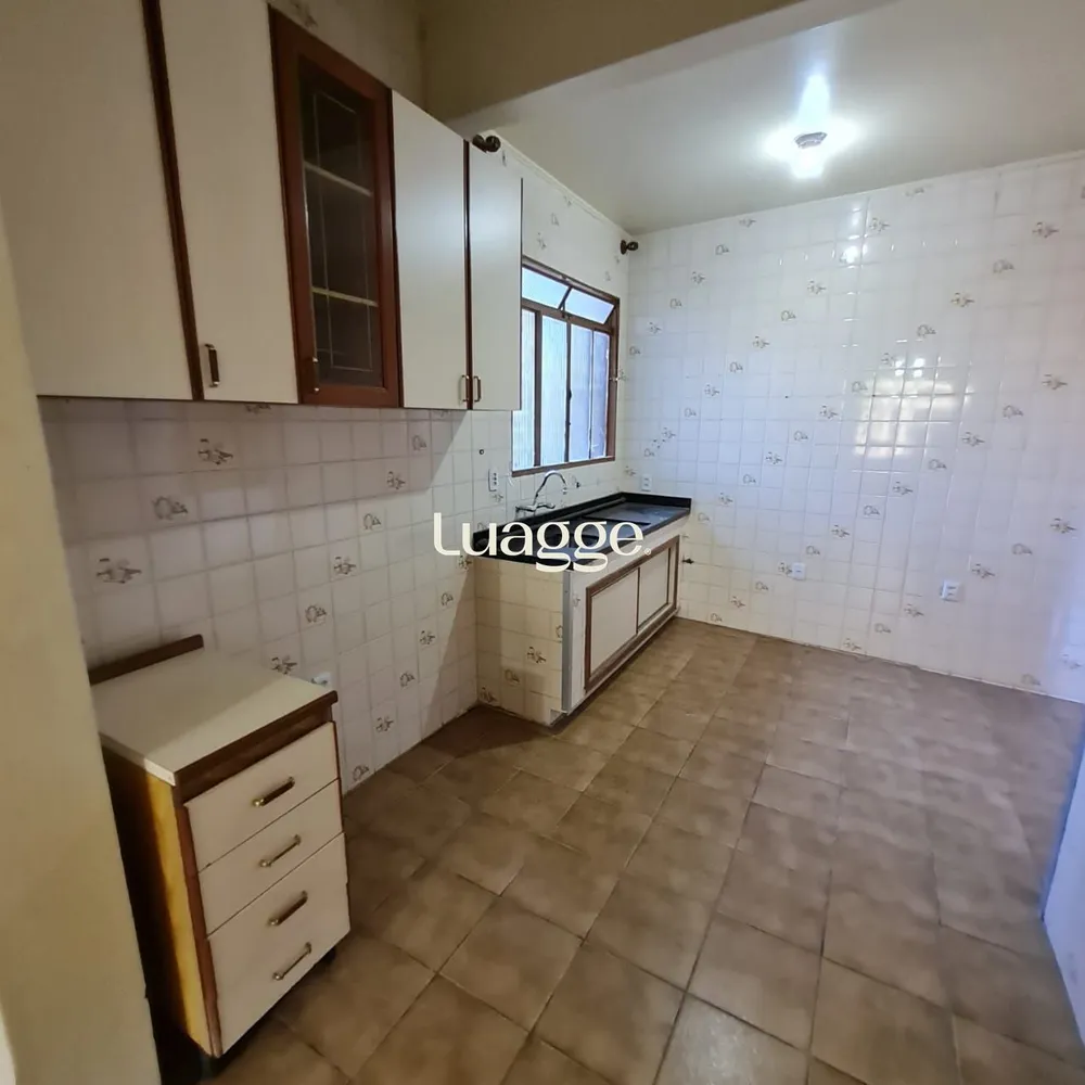 Casa, 4 quartos, 325 m² - Foto 4