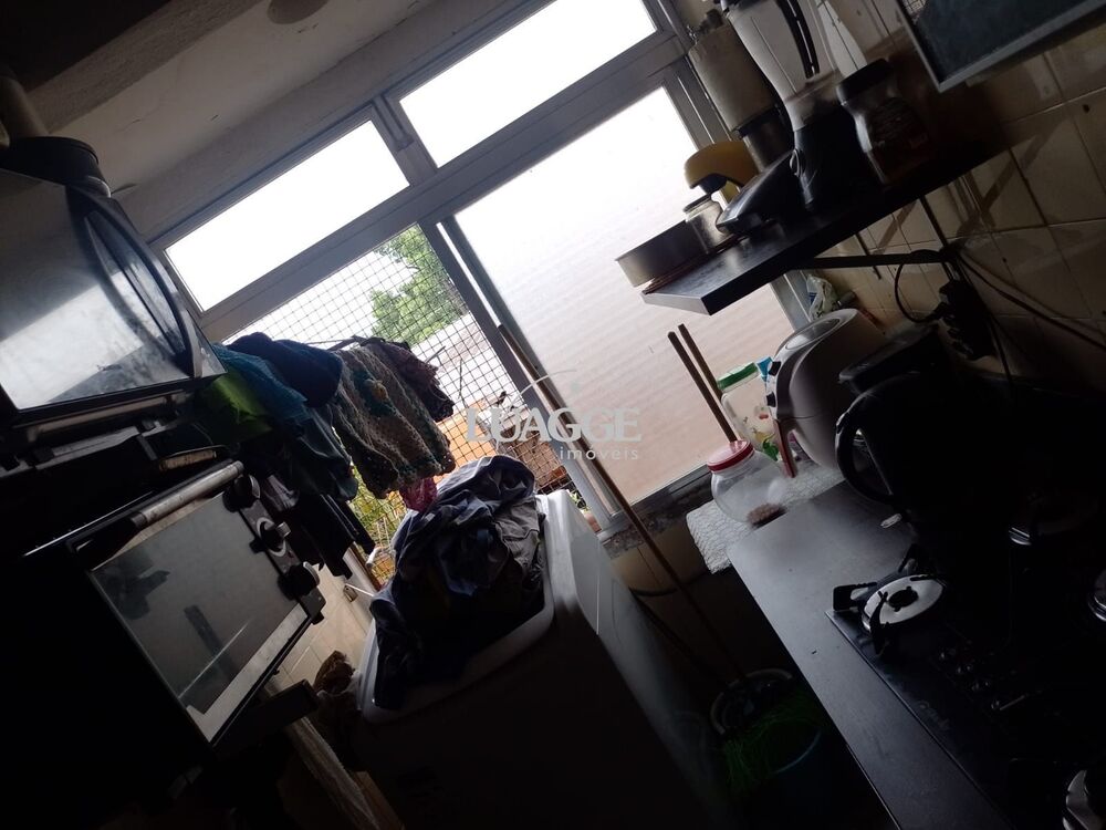 Apartamento à venda com 2 quartos, 62m² - Foto 3