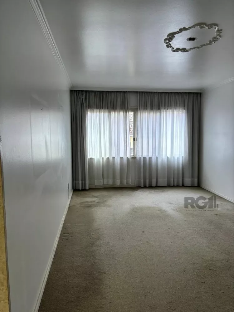 Apartamento à venda com 3 quartos, 132m² - Foto 2