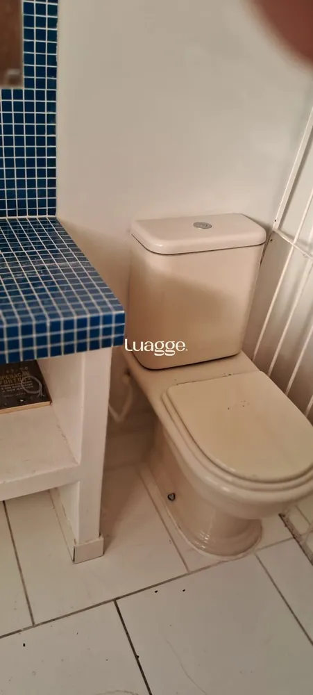 Casa, 4 quartos, 221 m² - Foto 1