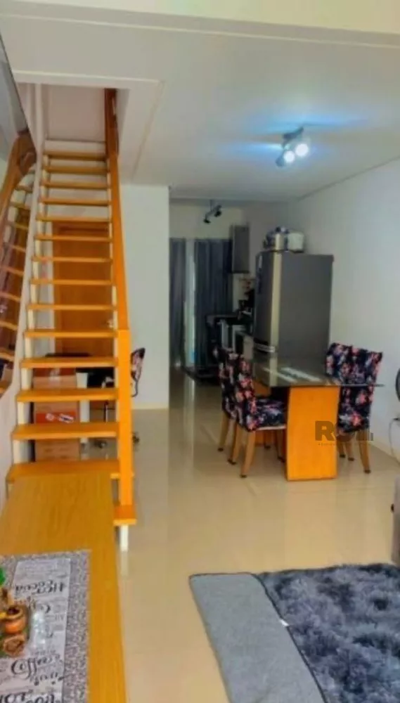 Casa à venda com 2 quartos, 84m² - Foto 2