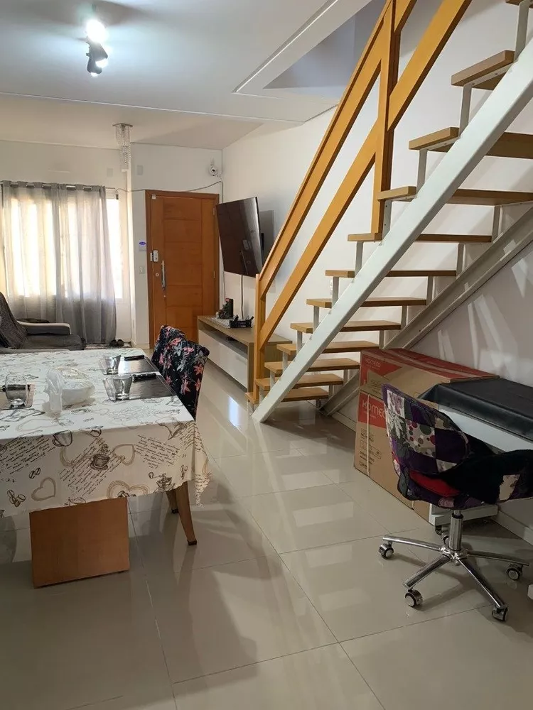 Casa à venda com 2 quartos, 84m² - Foto 3