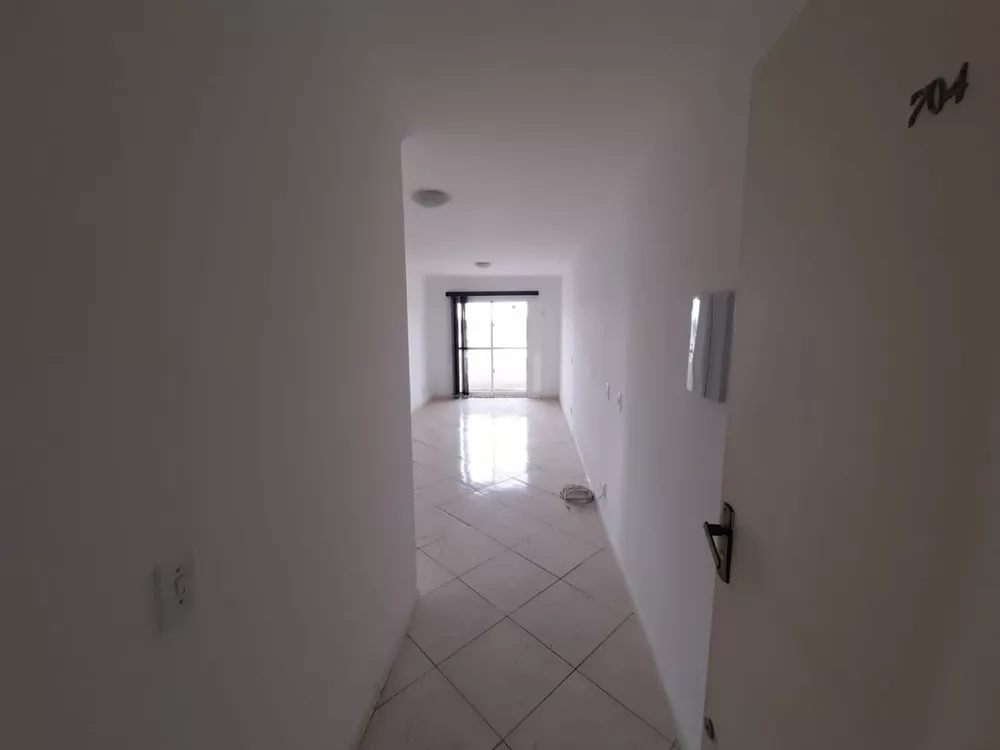 Apartamento à venda com 2 quartos, 73m² - Foto 4