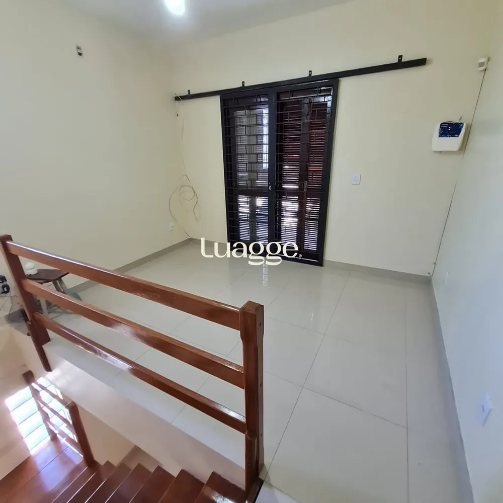 Sobrado, 1 quarto, 174 m² - Foto 1