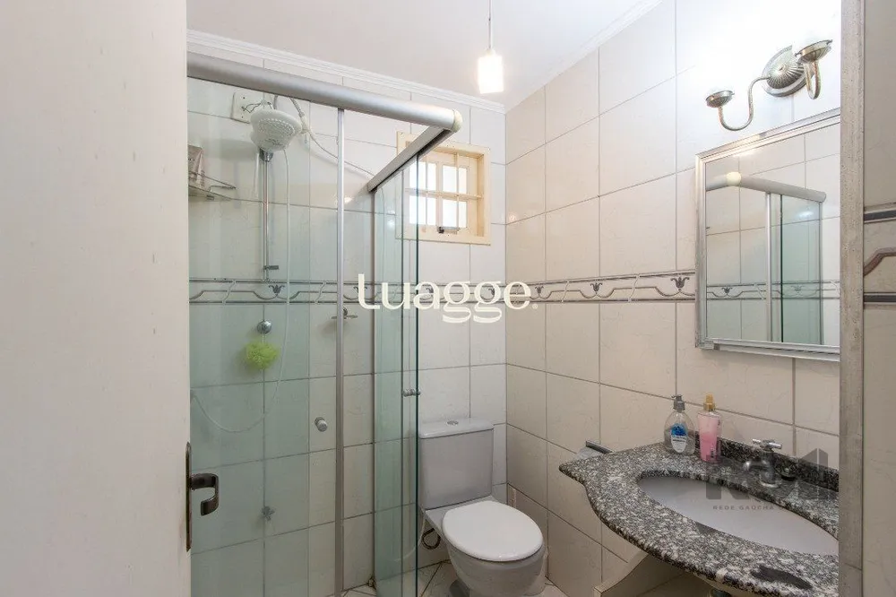 Casa, 5 quartos, 240 m² - Foto 1