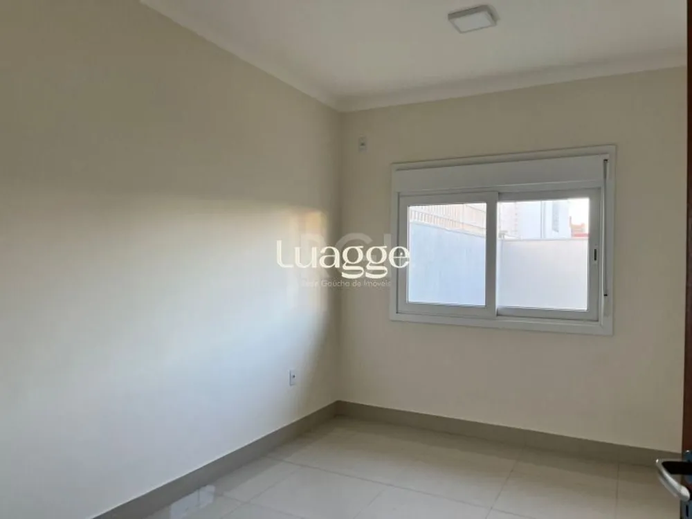 Casa, 3 quartos, 131 m² - Foto 1