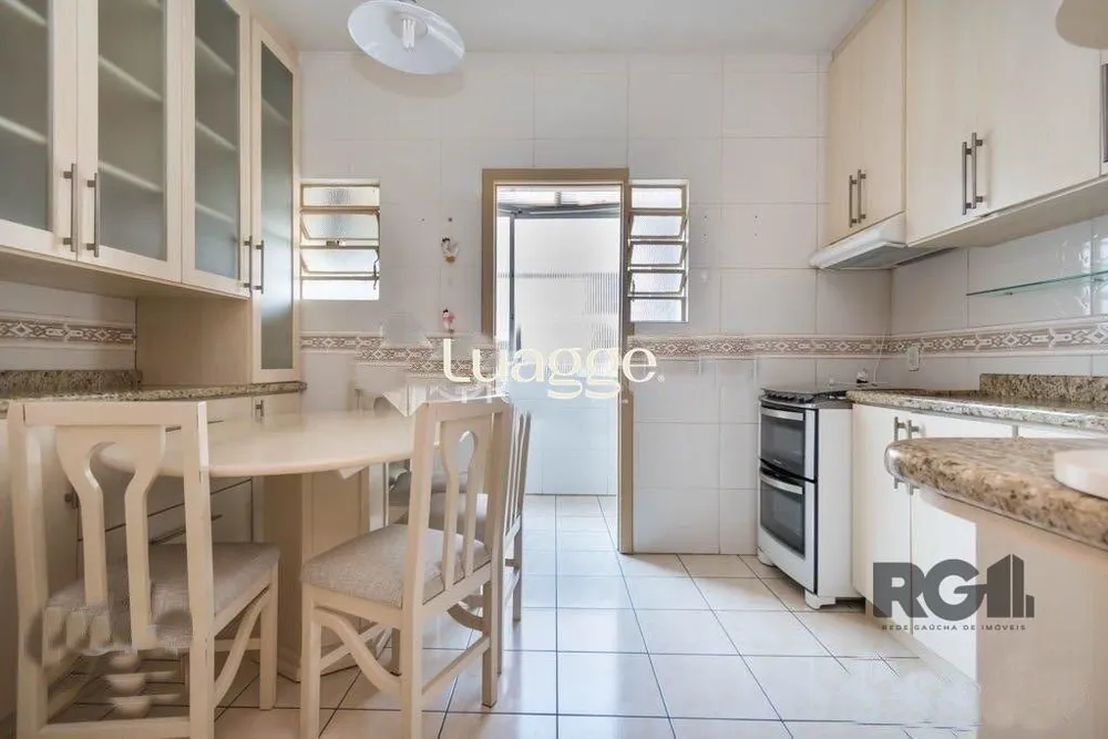 Casa, 4 quartos, 251 m² - Foto 1