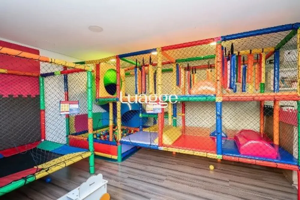 Casa, 3 quartos, 241 m² - Foto 3