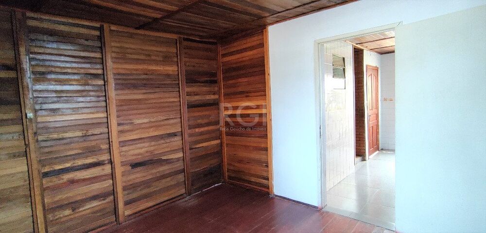 Casa à venda com 3 quartos, 85m² - Foto 1