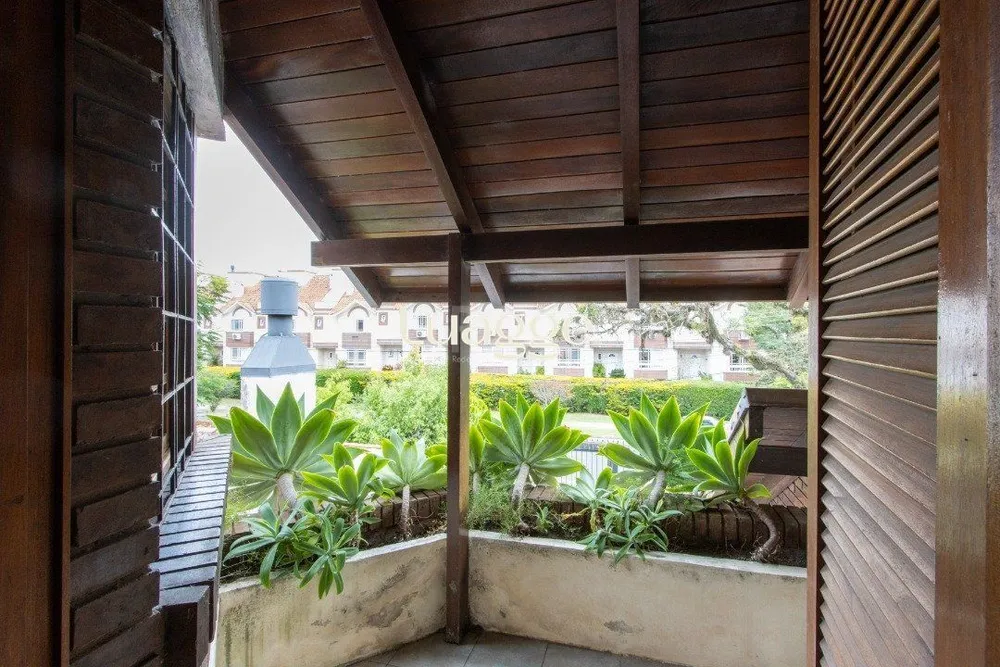 Casa, 5 quartos, 251 m² - Foto 3