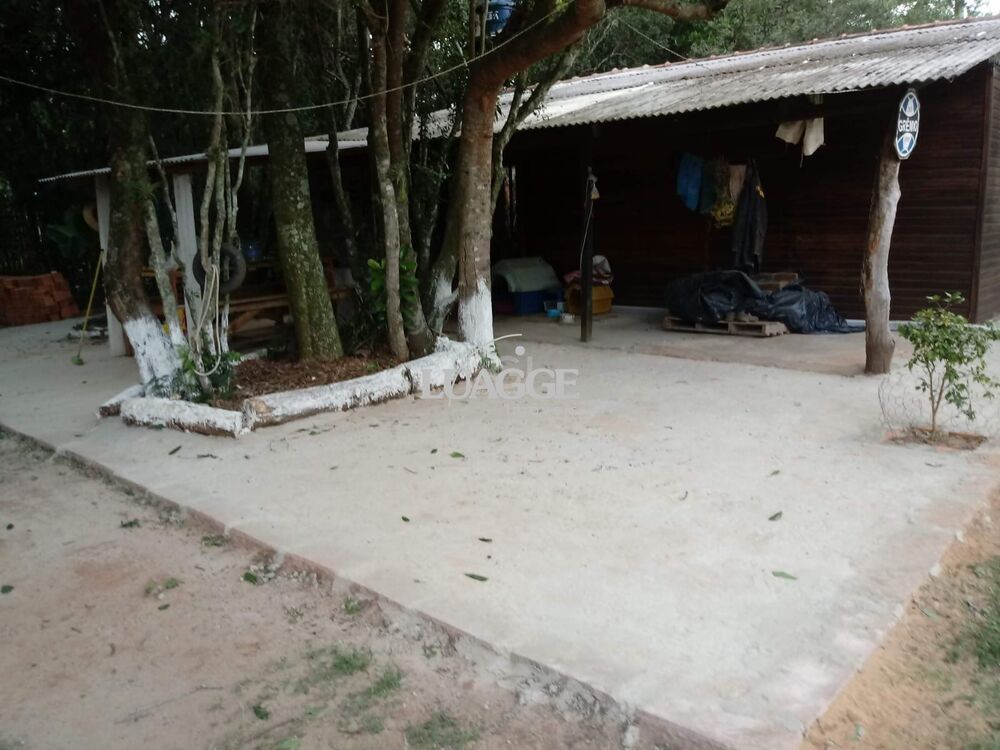 Chácara à venda com 2 quartos, 1802m² - Foto 8