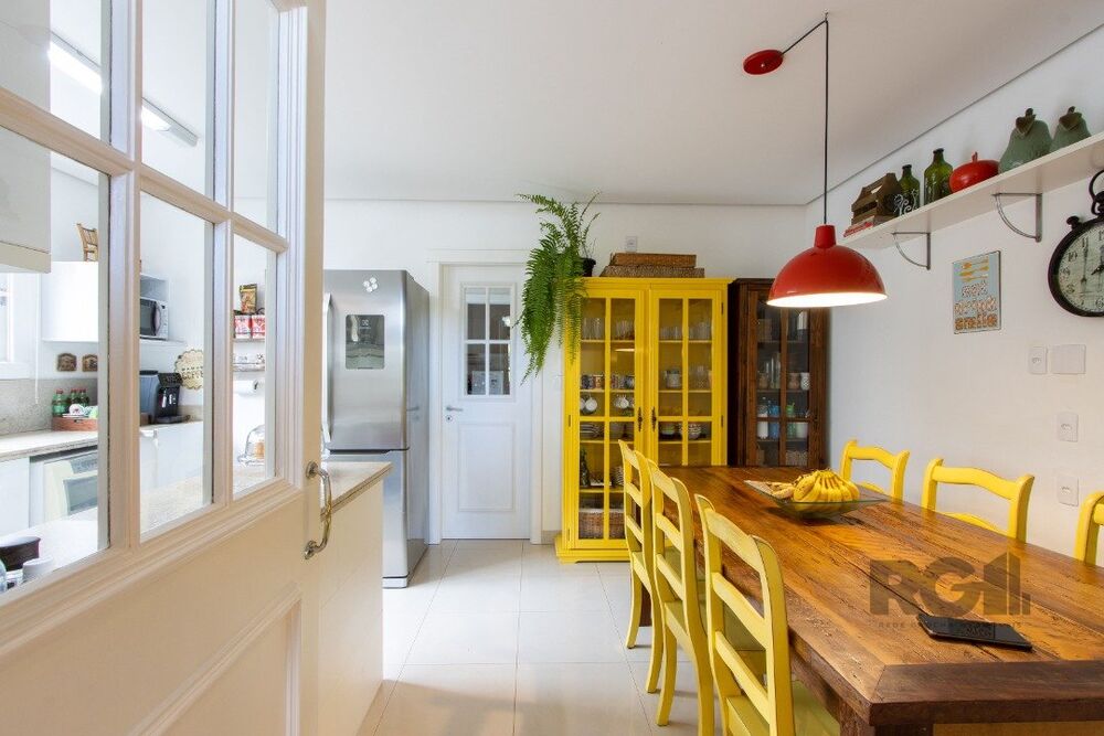 Casa de Condomínio à venda com 3 quartos, 399m² - Foto 2