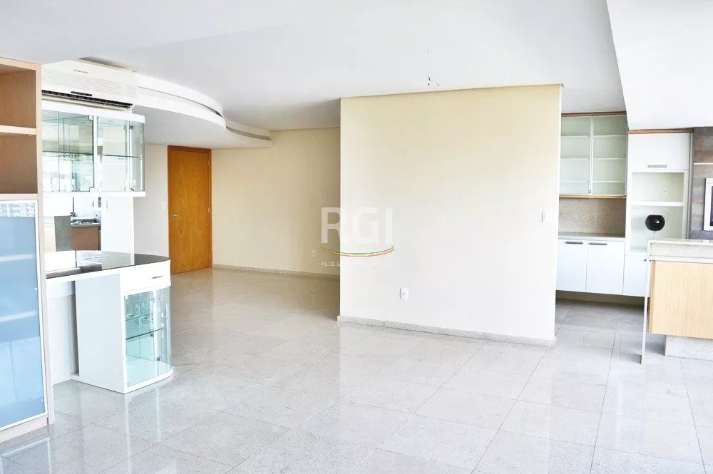 Apartamento à venda com 3 quartos, 205m² - Foto 6