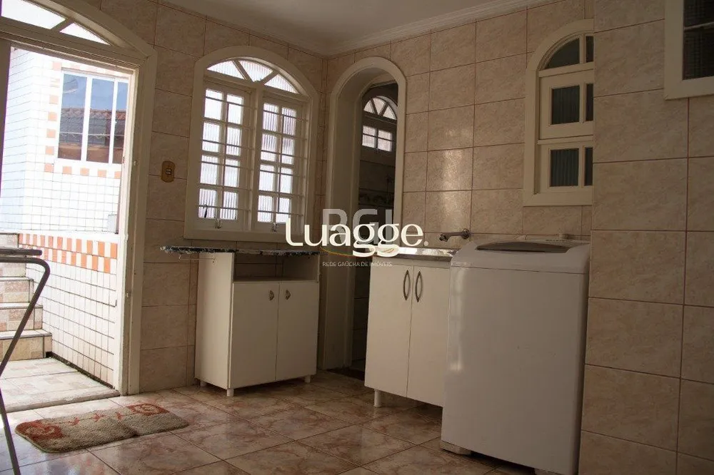 Casa, 4 quartos, 351 m² - Foto 2