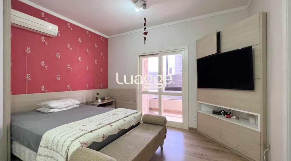 Casa, 5 quartos, 151 m² - Foto 2