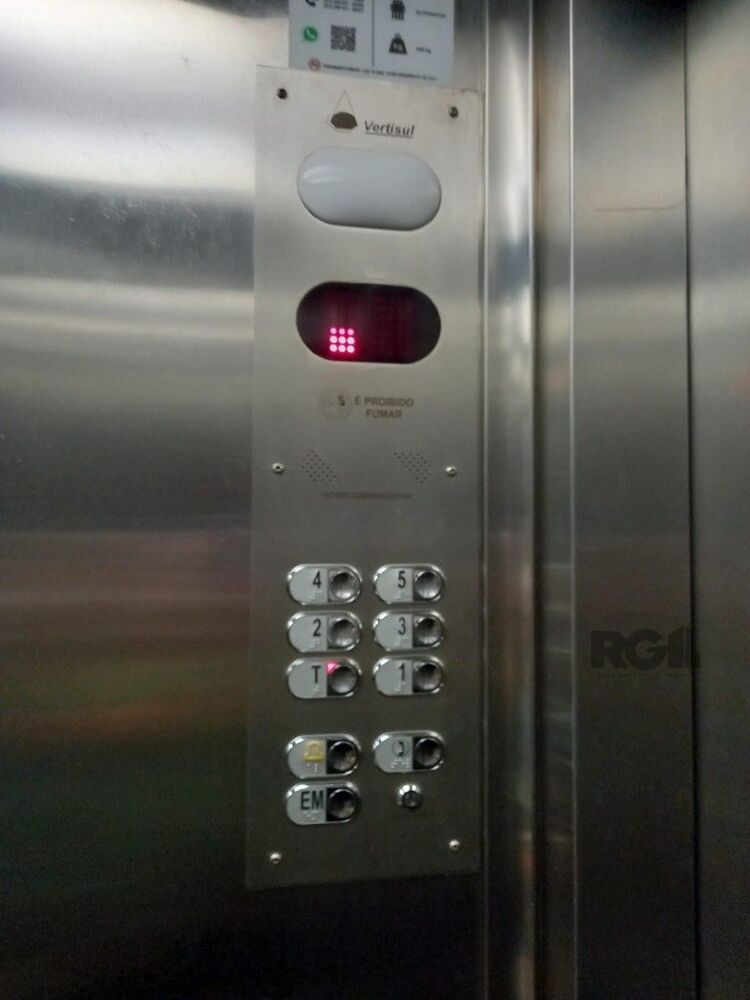 Apartamento à venda com 2 quartos, 50m² - Foto 4
