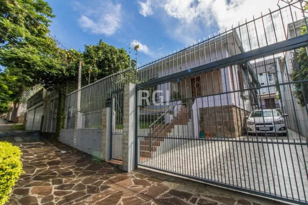 Casa à venda com 5 quartos, 395m² - Foto 2