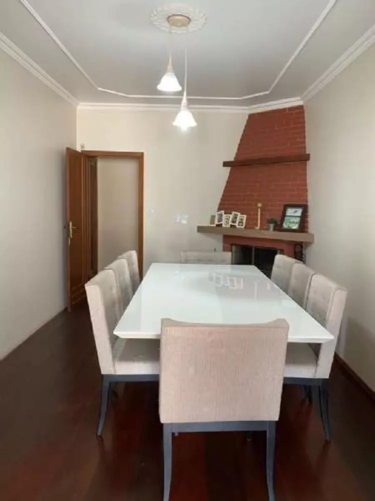 Casa à venda com 4 quartos, 269m² - Foto 3